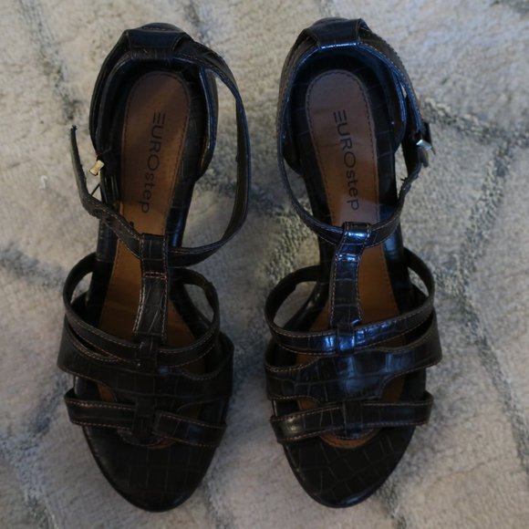 Eurostep Faux Leather Sandal Heels - Picture 7 of 8